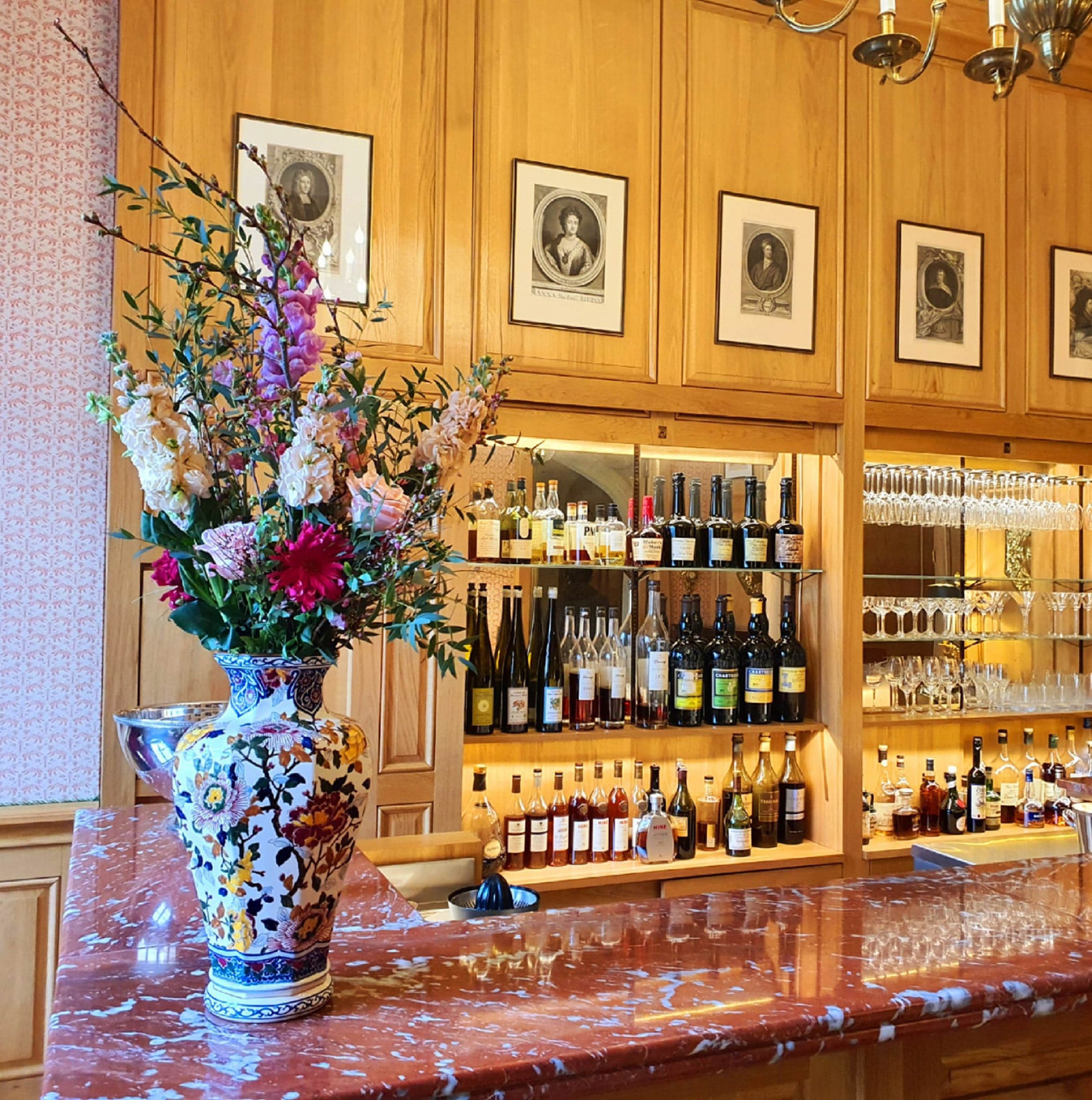 Bouquet de fleurs Etablissement professionnel Hôtel Restaurant Fleuriste Sète