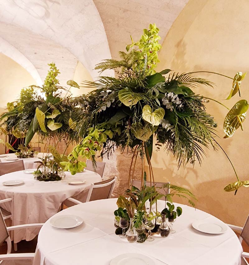 Décoration florale table séminaire professionnel Fleuriste Sète