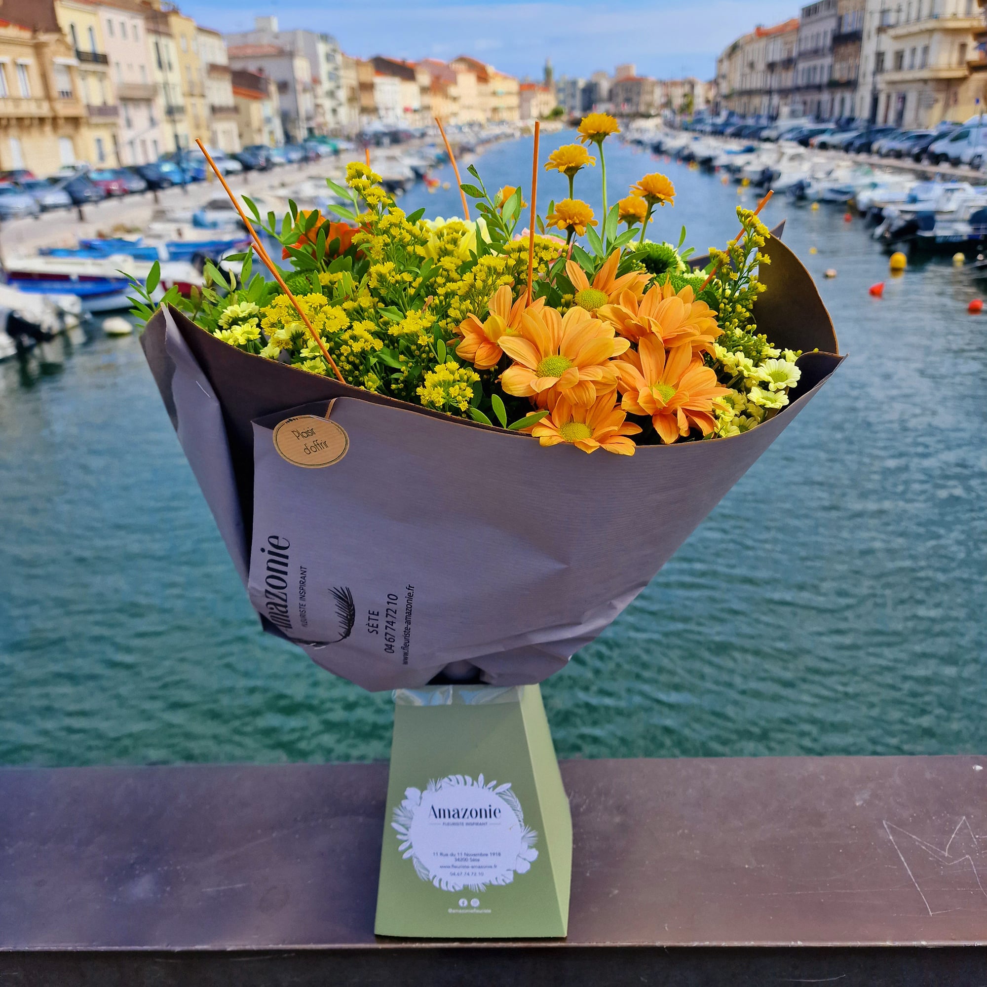 Abonnement bouquets bulle d'eau Fleuriste Sète