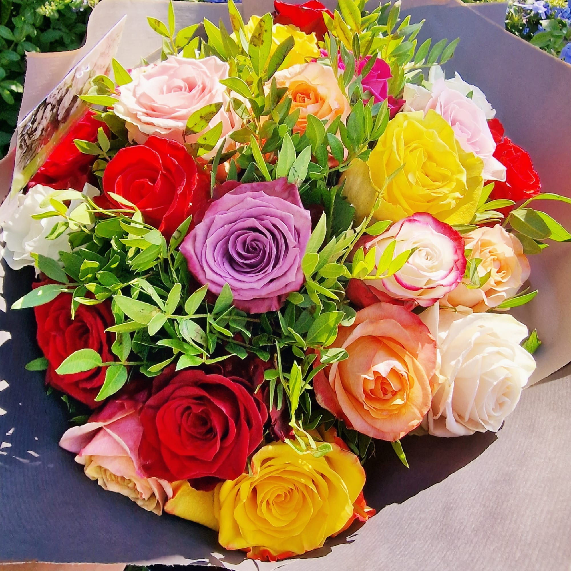 abonnement bouquet de roses livraison Fleuriste Sète