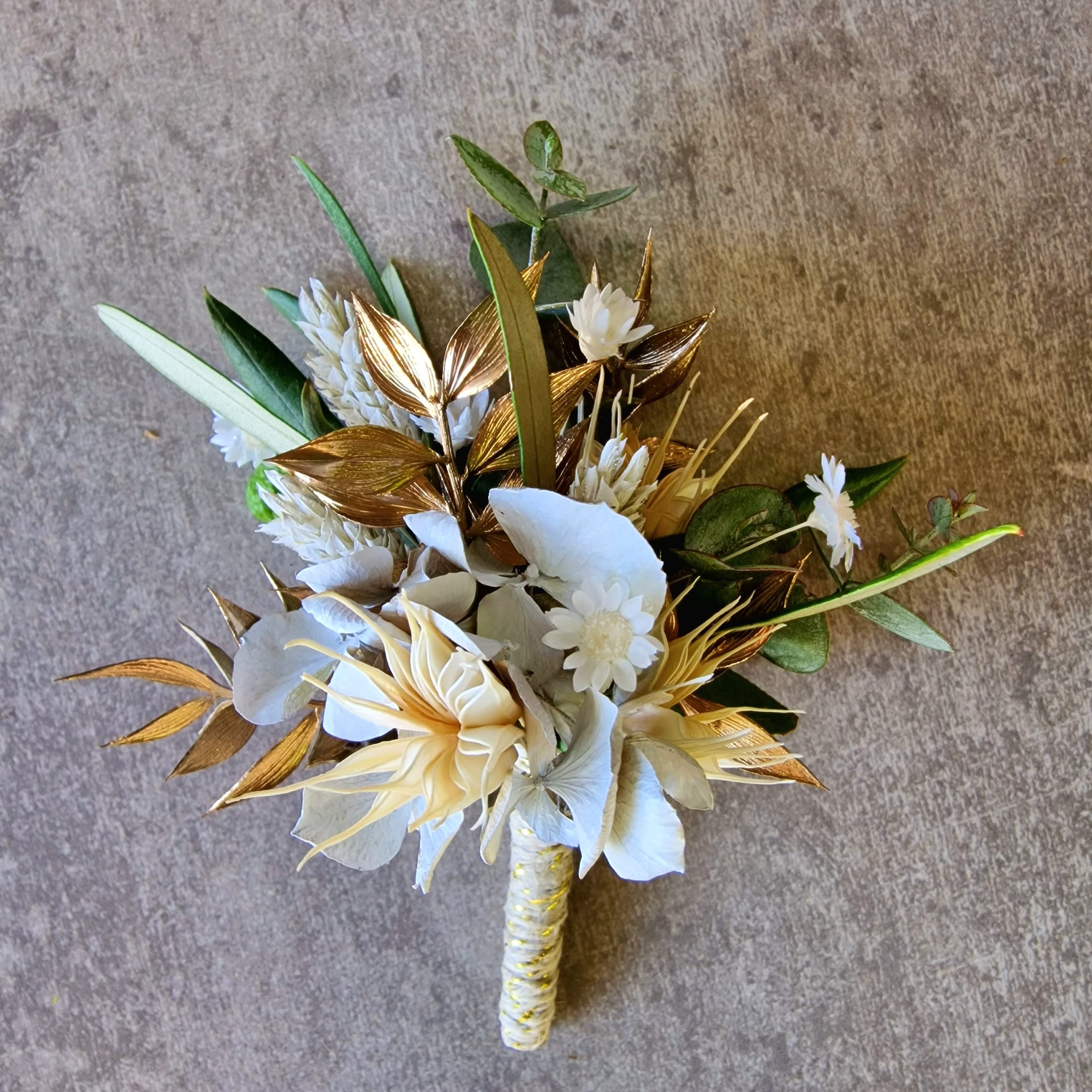 Mariage boutonnière Fleuriste Sète Amazonie